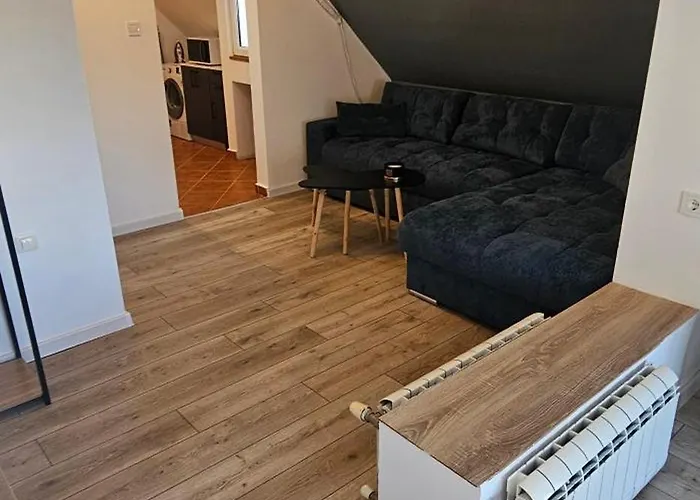 Nikol Apartment